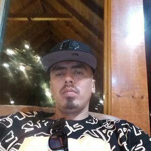 Meet your Posher, Moises